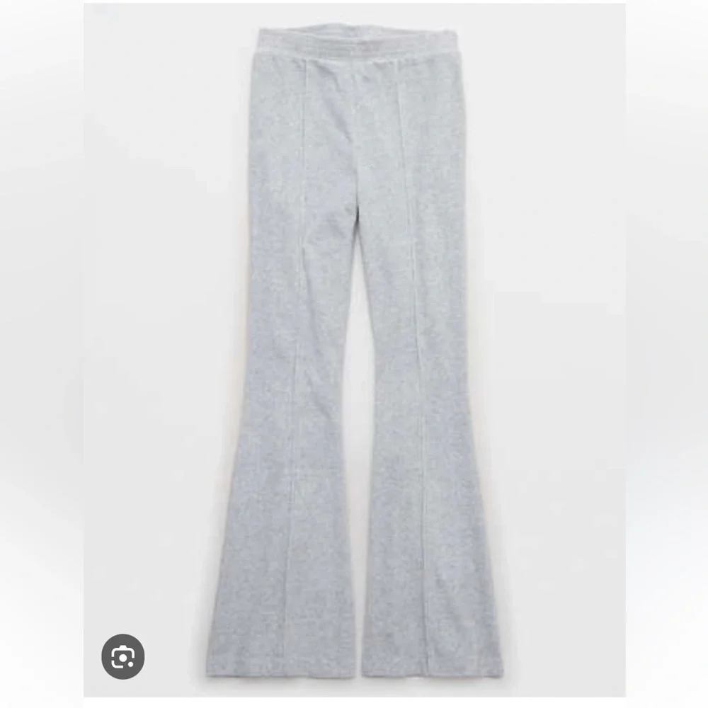 Aerie groove on ribbed velour flare leg lounge pants EUC size small - Picture 2 of 4